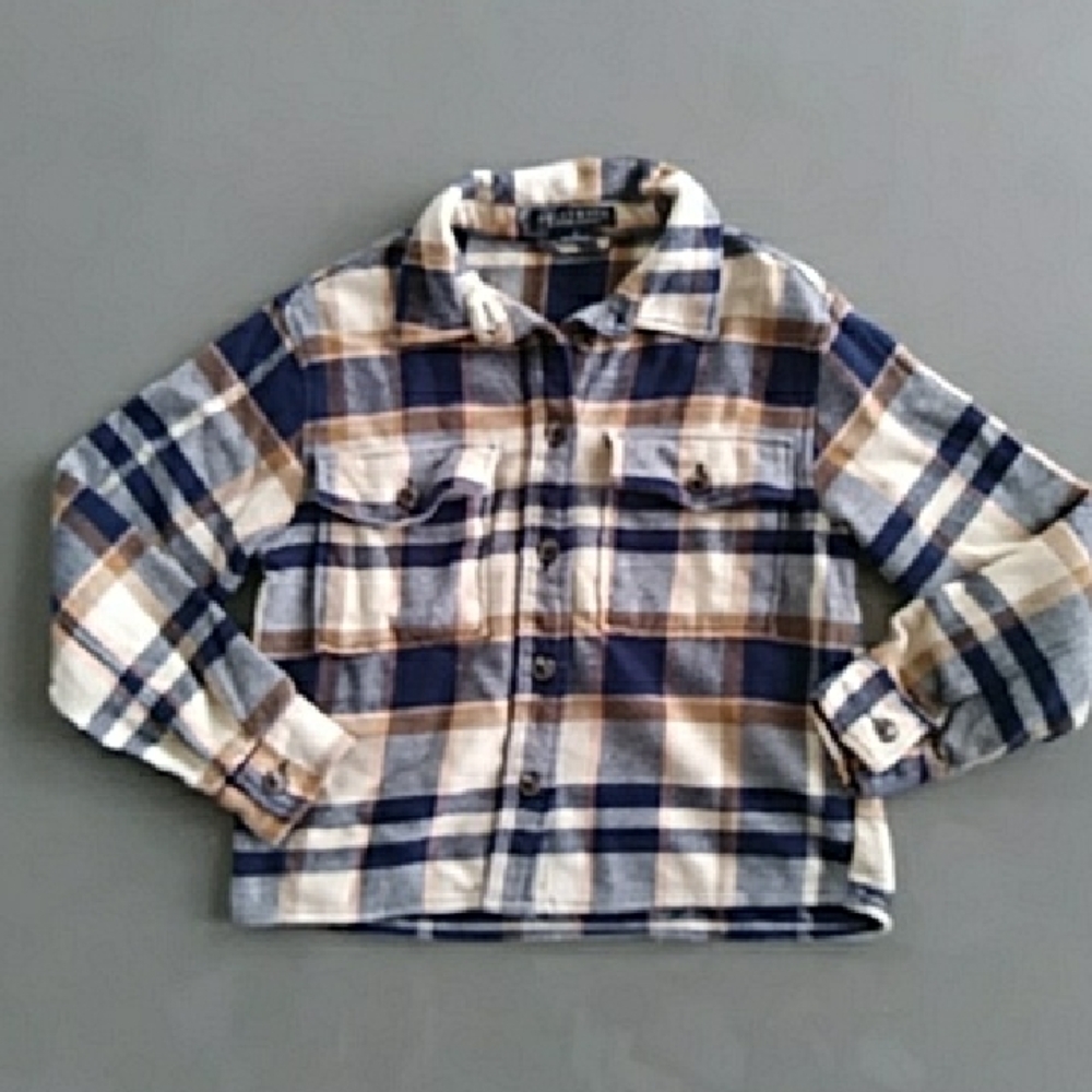 Evereve Sanctuary Navy and Cream Plaid Cropped Shirt Jacket FLAWED
